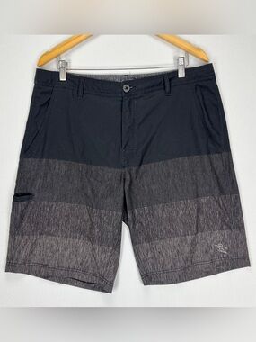 Da Hui Hybrid Shorts Men’s Size 36 Black Grey Stripes Swim Board Shorts